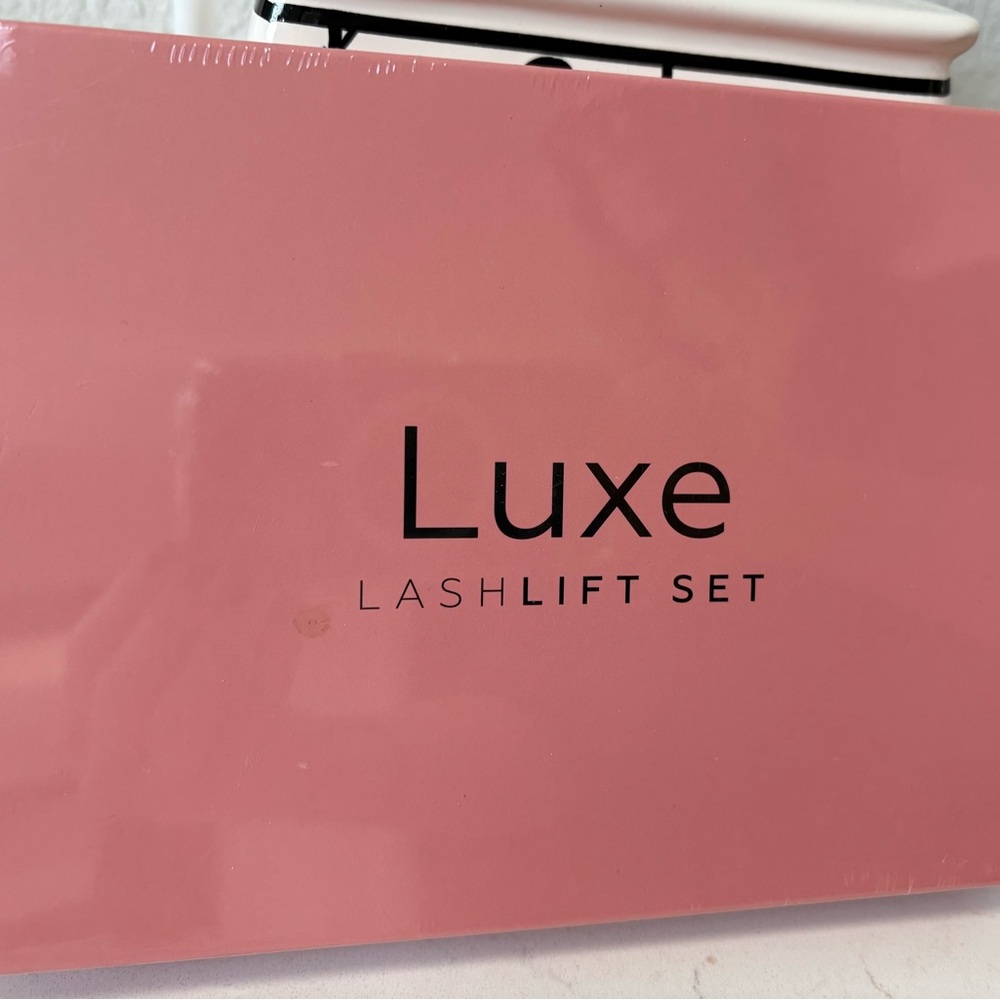 Luxe Lash Lift Set in Pink